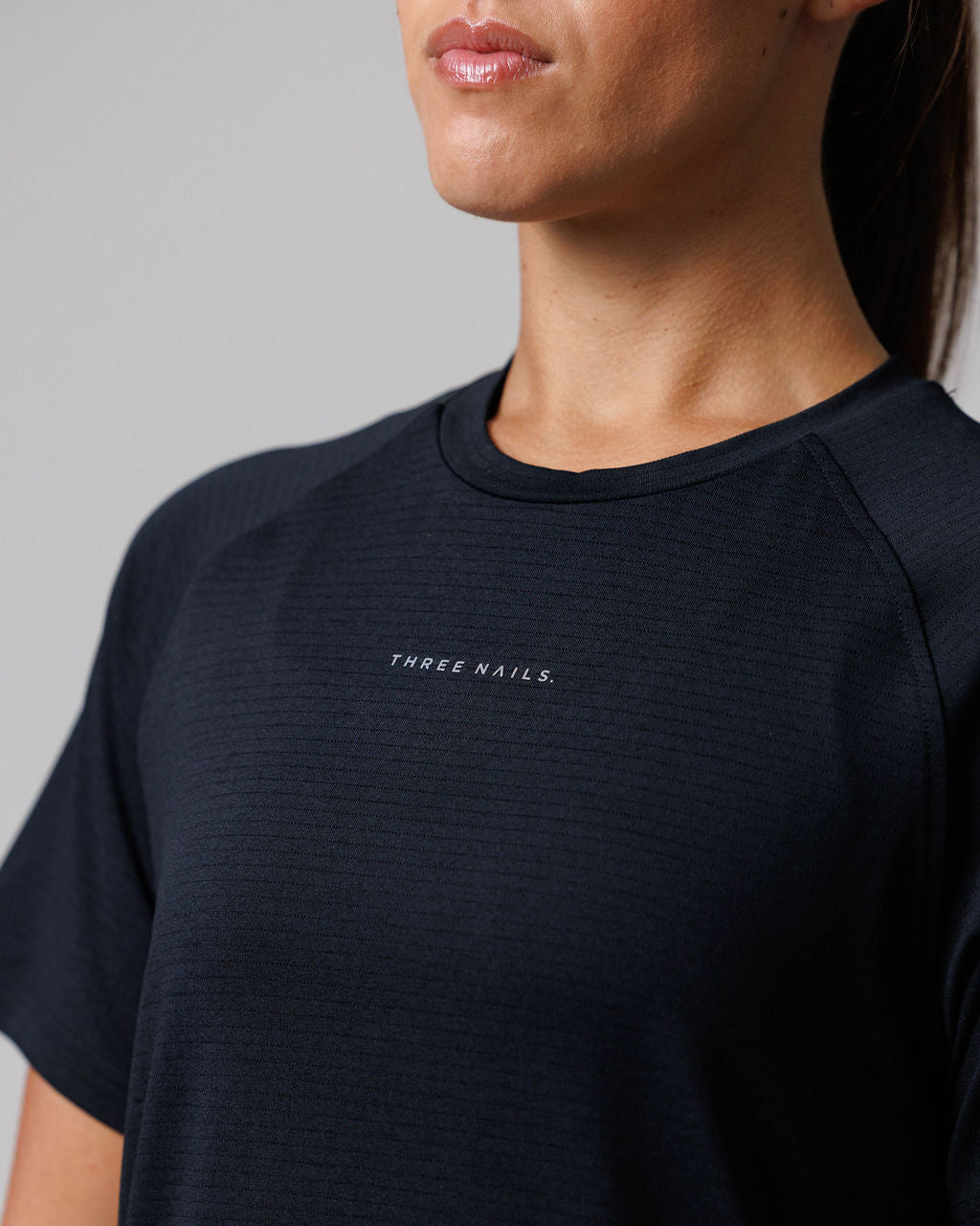 Women's Aion-Lite™ Tee - Black